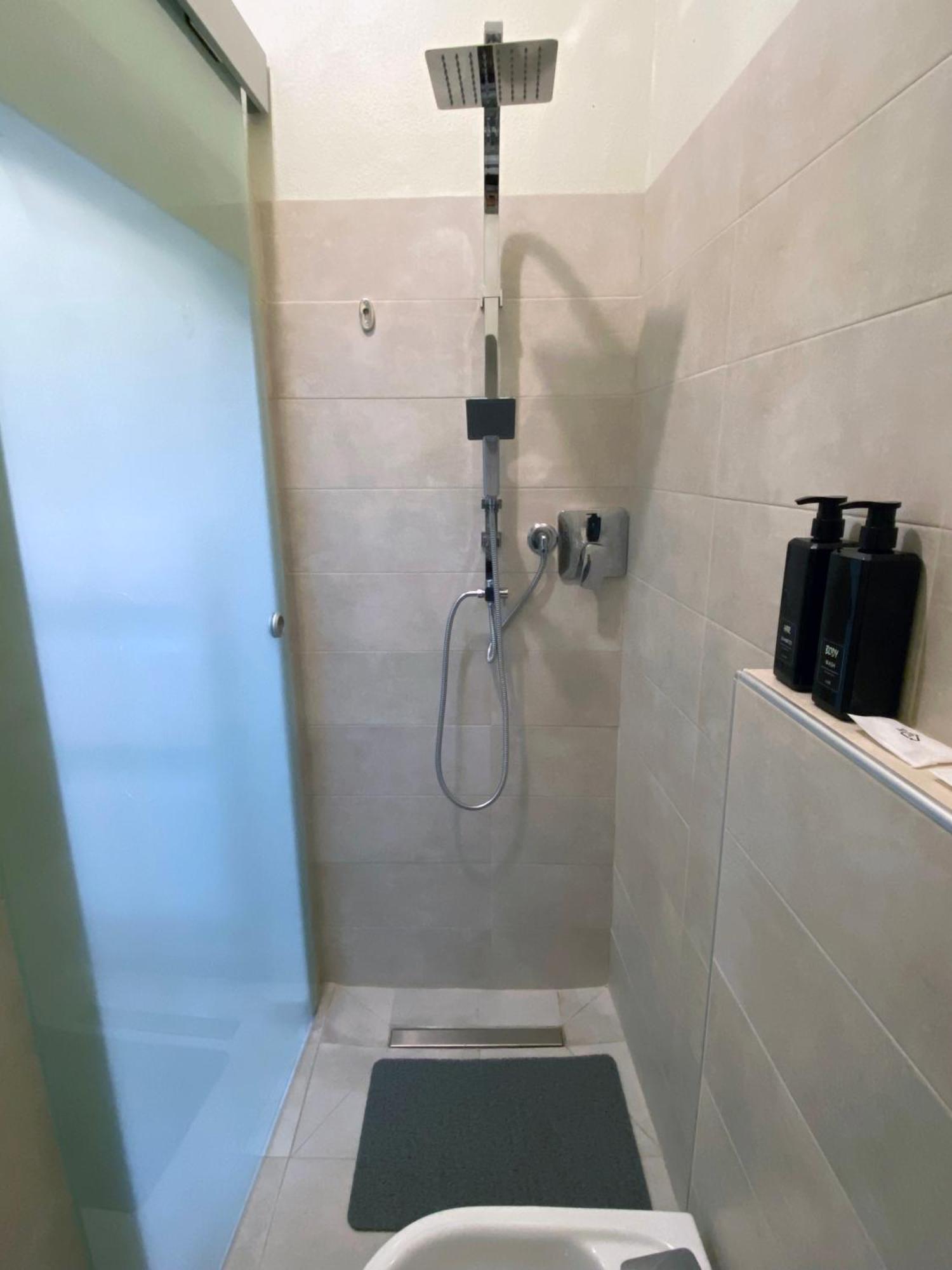 Appartamento Anna - Comfort E Stile In Centro Storico Imola Eksteriør billede