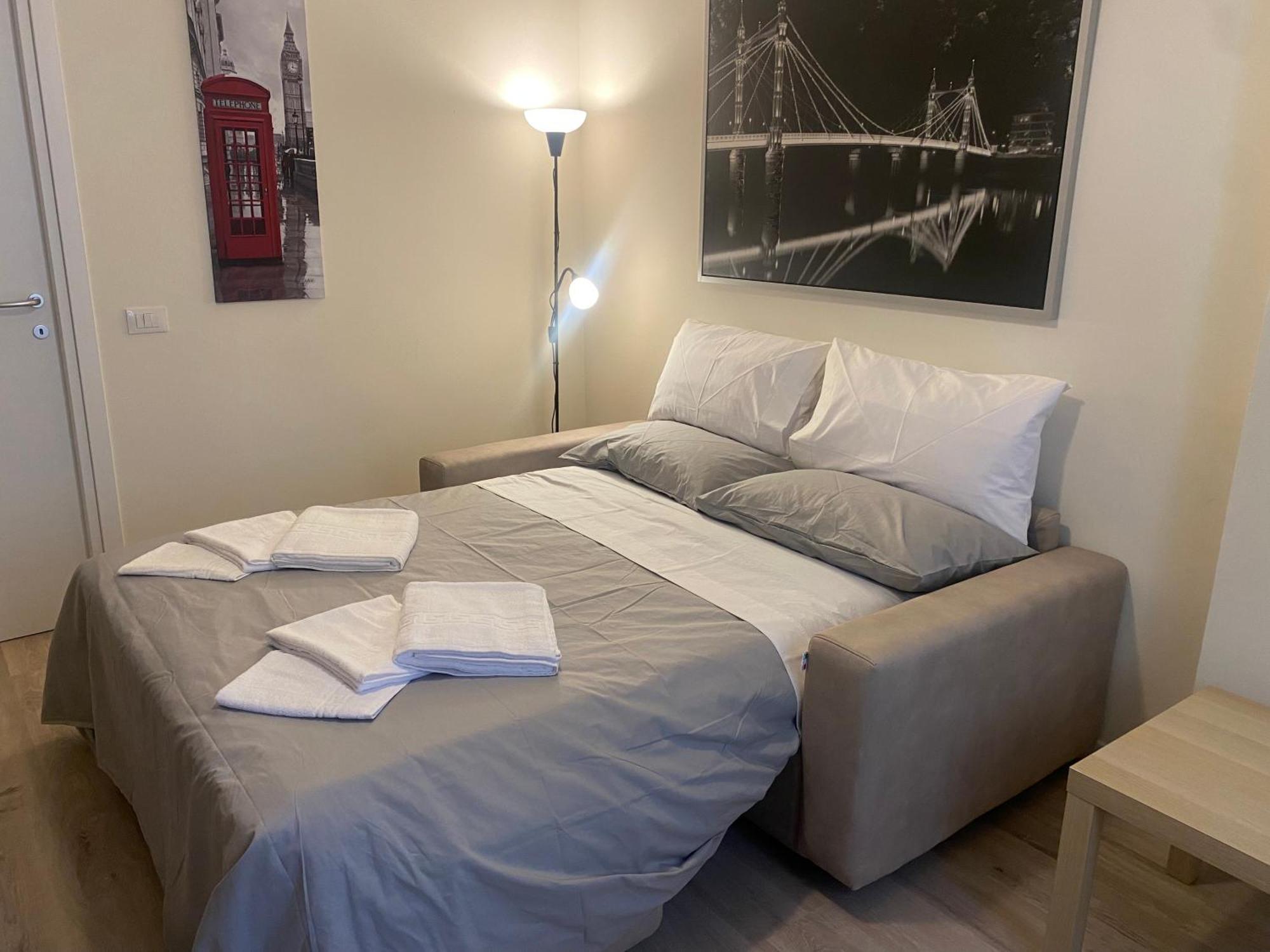 Appartamento Anna - Comfort E Stile In Centro Storico Imola Eksteriør billede
